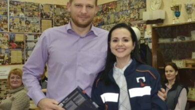 Вместо стрел Амура - дротики и пули. Глиноземщики отметили День влюбленных стрельбой парами | Корабелов.ИНФО image 1