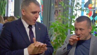 За год подчиненные мэра Сенкевича получили более 7 миллионов гривен премиальных | Корабелов.ИНФО