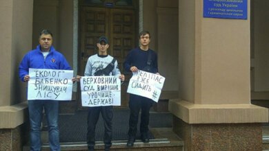 «Головного еколога» суд повторно позбавляє лісу «Маяк». Майданівці та прокуратура перемагають у справі Пеліпас-Бабенко | Корабелов.ИНФО image 1