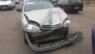 В Николаеве столкнулись Daewoo и Fiat – пострадали ребенок и женщина | Корабелов.ИНФО image 1
