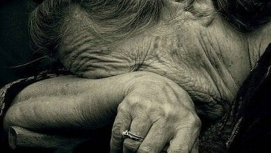 Внимание! На рынке в Корабельном районе работает мошенница. Пенсионерка отдала все свои сбережения за «снятие порчи» | Корабелов.ИНФО