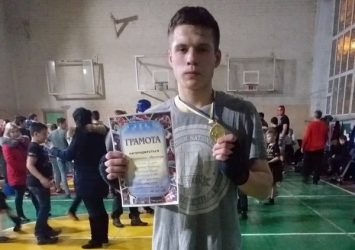 "Направили в Херсон остриё боевого копья": николаевские кикбоксеры завоевали 12 медалей на чемпионате Херсонской области | Корабелов.ИНФО image 3