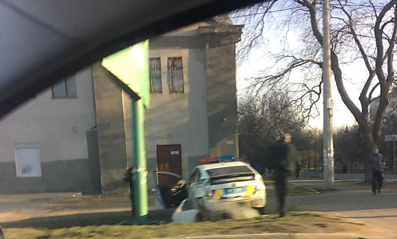 За одно утро в Николаеве произошло два ДТП с патрульными автомобилями | Корабелов.ИНФО image 1