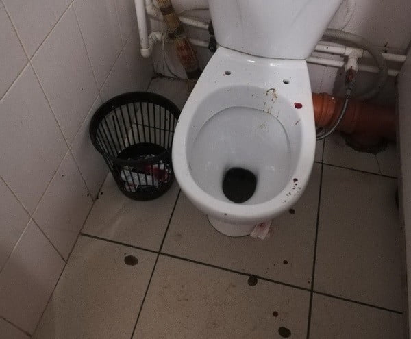 туалет в "ЭКО-маркете" по ул. Океановской