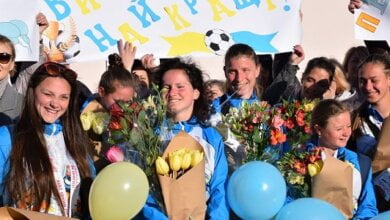 Николаевские школьницы-футболистки взяли золото Всемирной Специальной Олимпиады в ОАЭ, куда летали с директором интерната | Корабелов.ИНФО image 4