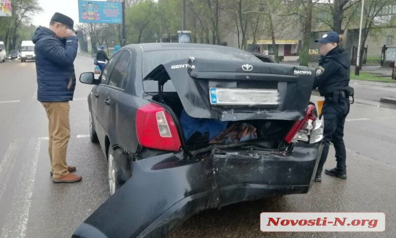 "Плохие погодные условия": два ДТП за один вечер произошли на проспекте Богоявленском | Корабелов.ИНФО image 1