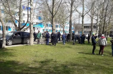 Сотрудников эвакуировали: неизвестный сообщил, что авиаремонтный завод в Корабельном районе заминирован | Корабелов.ИНФО image 3