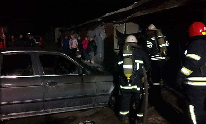 В гаражах Корабельного района горел «BMW» | Корабелов.ИНФО