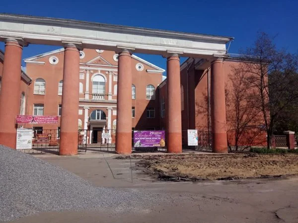 За 2 мільйони з гаком: перед палацом культури "Корабельний" ремонтують тротуар | Корабелов.ИНФО image 3