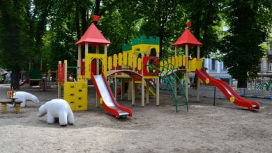 Администрация Корабельного района отдаст почти 400 тыс.грн. новосозданной фирме за ремонт детских площадок | Корабелов.ИНФО