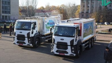 Шесть мусоровозов за 17,4 млн грн планирует купить в лизинг мэрия Николаева | Корабелов.ИНФО