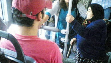 "Больно" смотреть", - жительница Николаева предлагает вменить водителям "маршруток" в обязанности напоминать молодежи уступать места | Корабелов.ИНФО