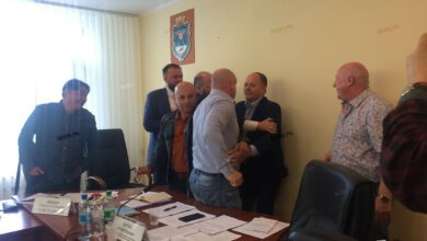«Вы что, передастом устроились?»: в Николаевском облсовете чуть не подрались депутаты (видео) | Корабелов.ИНФО