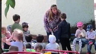 Заведующая детсадом заставила ребенка на коленях целовать «русскую» землю (видео) | Корабелов.ИНФО