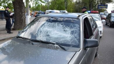 Виновник ДТП на пр. Богоявленском достал биту, разбил «Опель», избил пожилого водителя и скрылся | Корабелов.ИНФО image 1