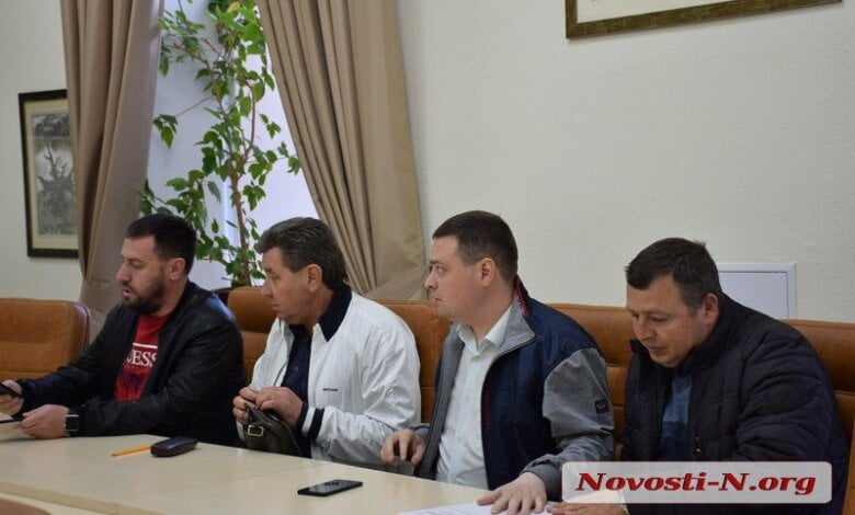 Заммэра обвинил депутата от Корабельного района в лоббировании "своих фирм" (видео) | Корабелов.ИНФО