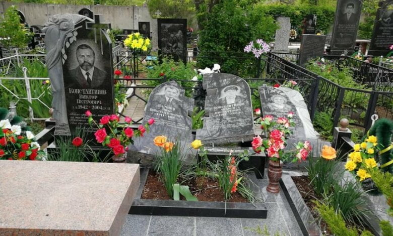 Вандалы устроили погром на кладбище в Корабельном районе Николаева | Корабелов.ИНФО image 3
