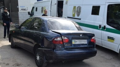 ДТП в Николаеве: инкассаторский автомобиль, полный денег, врезался в «Деу» | Корабелов.ИНФО