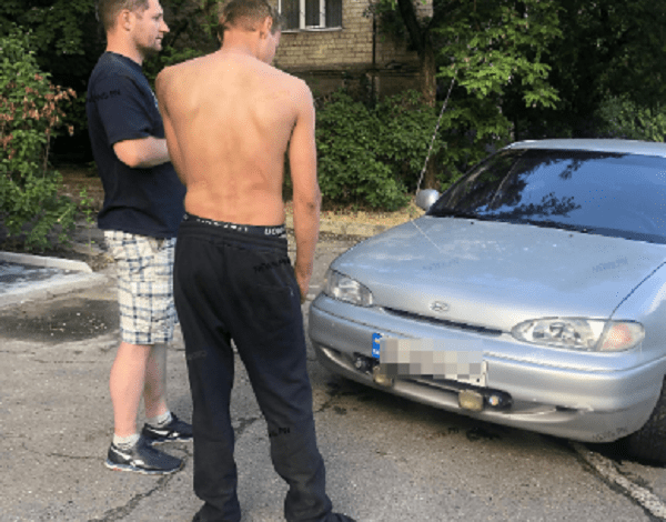 Пьяный водитель едва не врезался в людей на тротуаре в Николаеве | Корабелов.ИНФО