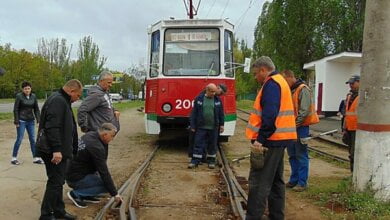 Из-за изношенных путей: трамвай сошел с рельсов в районе Широкой Балки | Корабелов.ИНФО