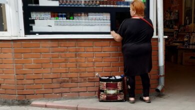 Контрабандный товар в Корабельном районе: на рынке торгуют сигаретами без акцизных марок | Корабелов.ИНФО image 3