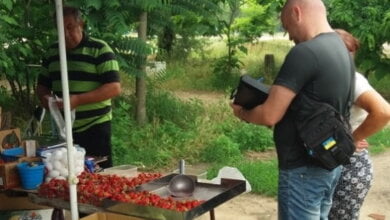 Матеріали направлено до районного суду: по Корабельному пройшлися з черговим рейдом проти "стихійщиків" | Корабелов.ИНФО
