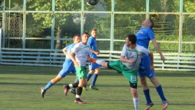 Травмування, порушення, видалення... На футбольному полі в запеклій боротьбі зустрілися "Ольвія" та «Автогранд Миколаїв» (Фото) | Корабелов.ИНФО image 31