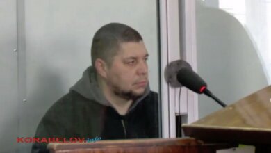 "Кто-то живет в Одессе, кто-то в Донецке"... На встречу с жителями не явился "Слуга народа" Гайду, но пришел Артем Ильюк (Видео) | Корабелов.ИНФО image 2