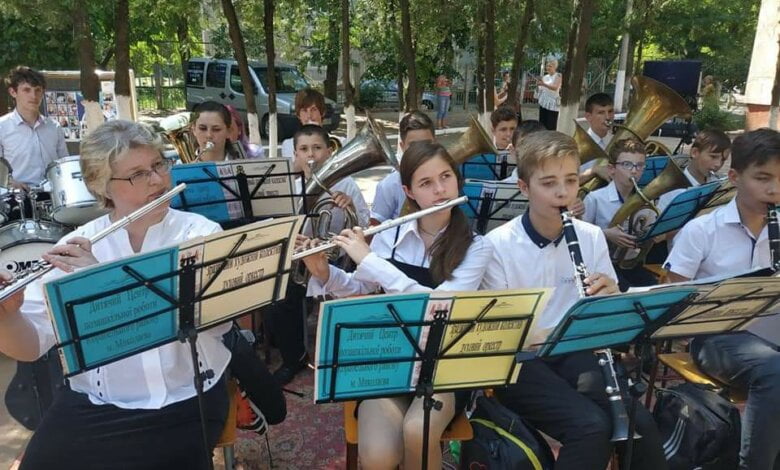 «Оркестр! Туш!», - вихованці Дитячого центру Корабельного району привітали концертом вихованців дитсадочка з ювілеєм | Корабелов.ИНФО image 2