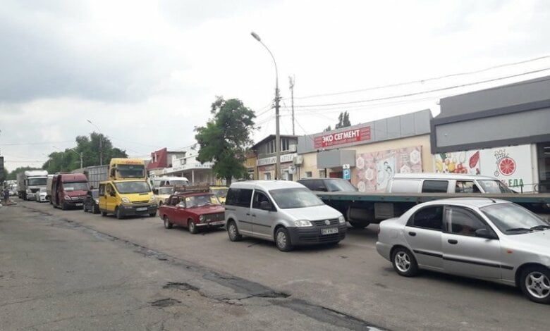 На Варваровском мосту в Николаеве столкнулись 6 машин — в обоих направлениях образовались огромные пробки | Корабелов.ИНФО