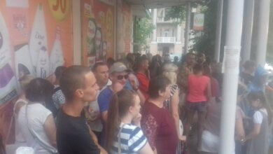 В Первомайске жители несколько часов прождали Зеленского, который якобы должен приехать | Корабелов.ИНФО