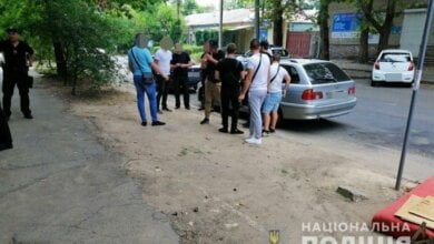 Возле избирательного участка в Николаеве задержали людей с оружием | Корабелов.ИНФО image 3