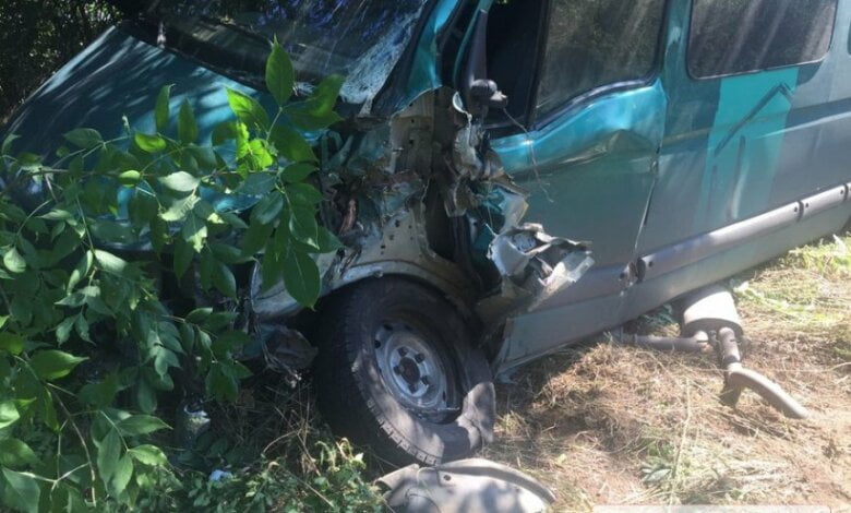 На трассе под Николаевом две аварии — столкнулись шесть машин, одна в кювете | Корабелов.ИНФО image 3