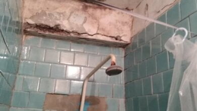 "Всем всё подходит": плесень и разбитые потолки: в сети показали общежитие НУК в Николаеве | Корабелов.ИНФО