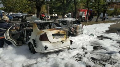 На проспекте Богоявленском в Николаеве сгорело два автомобиля (Видео) | Корабелов.ИНФО image 2