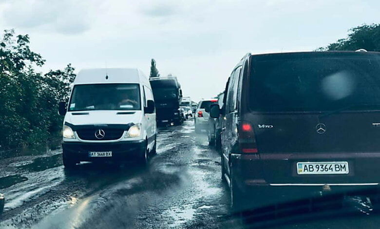 «У всех чемоданное настроение?», - генерал СБУ раскритиковал власть и дорожников за ямы на трассе возле Николаева | Корабелов.ИНФО