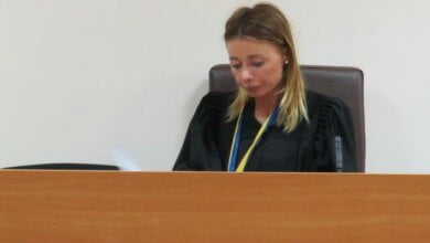 Обвиняемый в уголовном преступлении учитель Базулько снова заявил отвод прокурору и пытался "давить" на суд (Видео) | Корабелов.ИНФО image 2