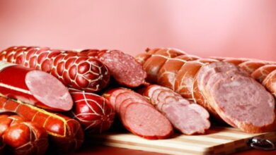 В оккупированном Крыму сожгли почти 10 кг теперь запрещенной там украинской колбасы | Корабелов.ИНФО