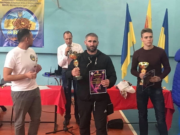 Юные херсонские кикбоксеры завоевали два десятка медалей на Кубке элитных боев