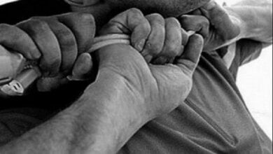 На рынке возле проходной «Зори»-«Машпроект» злодей пытался задушить удавкой продавца меда | Корабелов.ИНФО