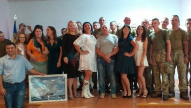 Психологічне розвантаження військових: артисти з ПК "Корабельний" завітали до захисників України | Корабелов.ИНФО