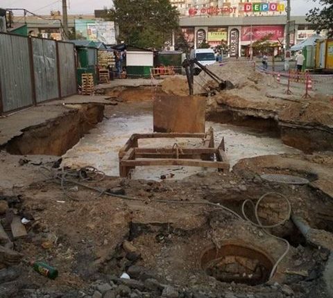 провалы на рынке "Феникс"