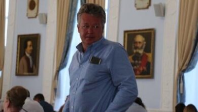 «Негде даже припарковаться»: депутату Николаевского горсовета не хочется ходить на сессии | Корабелов.ИНФО