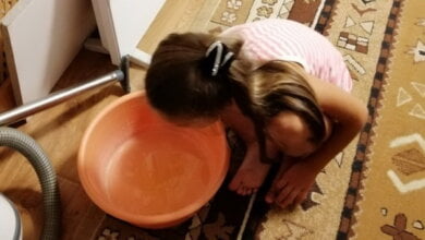 "Рыгает уже желчью"... Сразу у нескольких учеников школы в Корабельном районе - признаки отравления | Корабелов.ИНФО