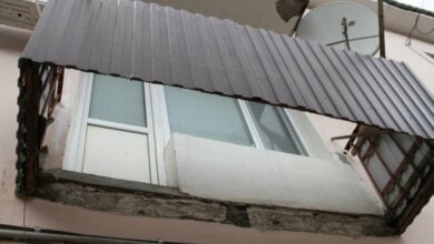 На базе отдыха в Коблево обвалился балкон с людьми: один погибший, двое пострадавших | Корабелов.ИНФО