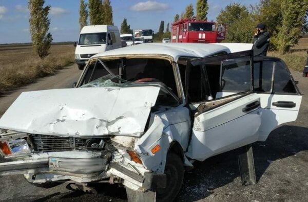 Под Николаевом столкнулись три автомобиля — пострадал 25-летний водитель "Жигулей" | Корабелов.ИНФО image 2