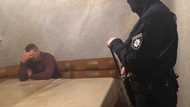 Вымогатели забрали авто и были вооружены... Подробности задержания банды в Николаеве | Корабелов.ИНФО image 2