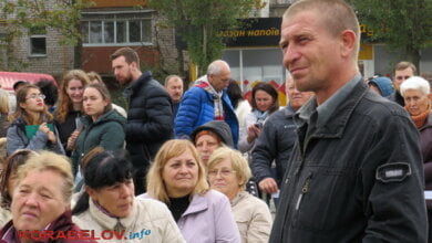 На встрече с Сенкевичем в Корабельном районе раздавали газеты от партии Шария (ФОТОРЕПОРТАЖ) | Корабелов.ИНФО image 14