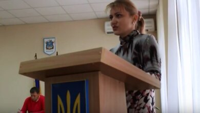 В Корабельном районе николаевцев знакомили с электронными сервисами службы занятости через чат-бот (Видео) | Корабелов.ИНФО