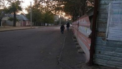 "Замороженная" стройка мешает жителям Корабельного района | Корабелов.ИНФО image 1